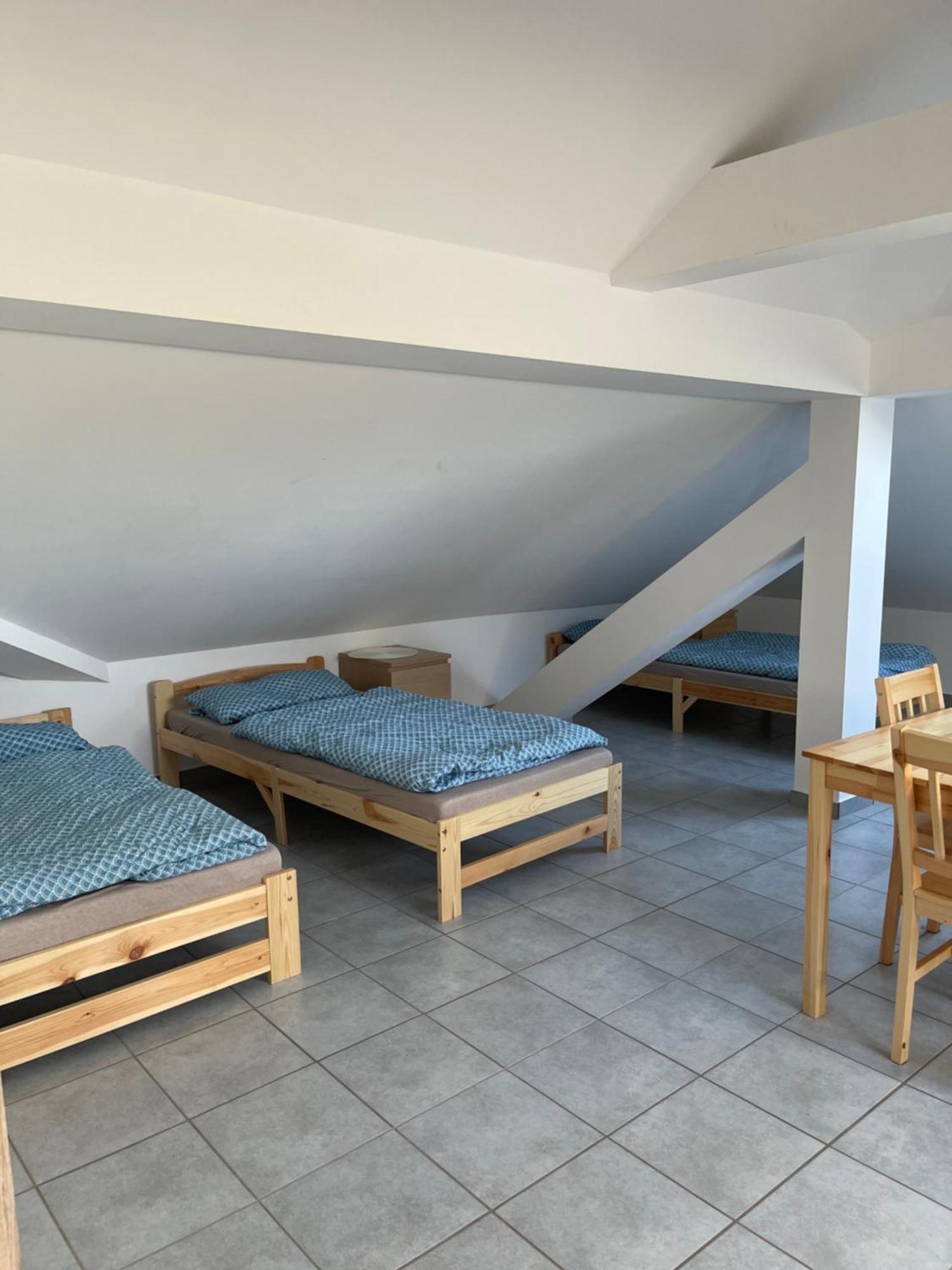Kavkaz Restaurant & Hotel 洛马尔 外观 照片